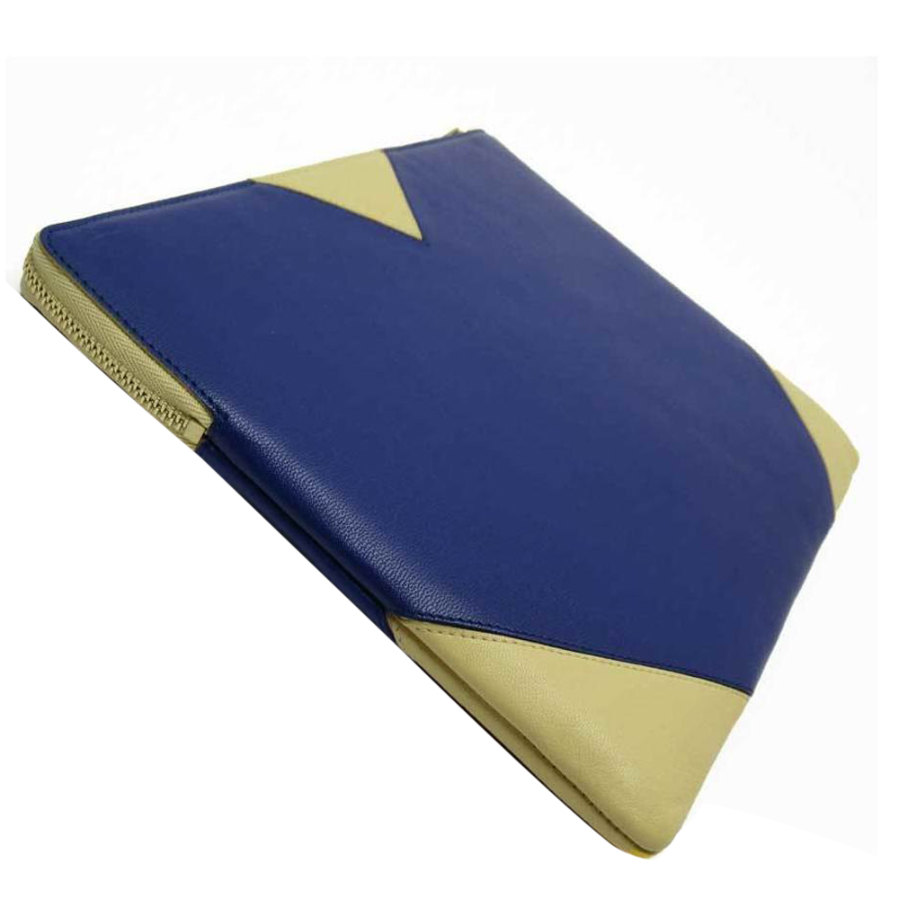 

Celine Blue/Beige Leather Clutch Bag