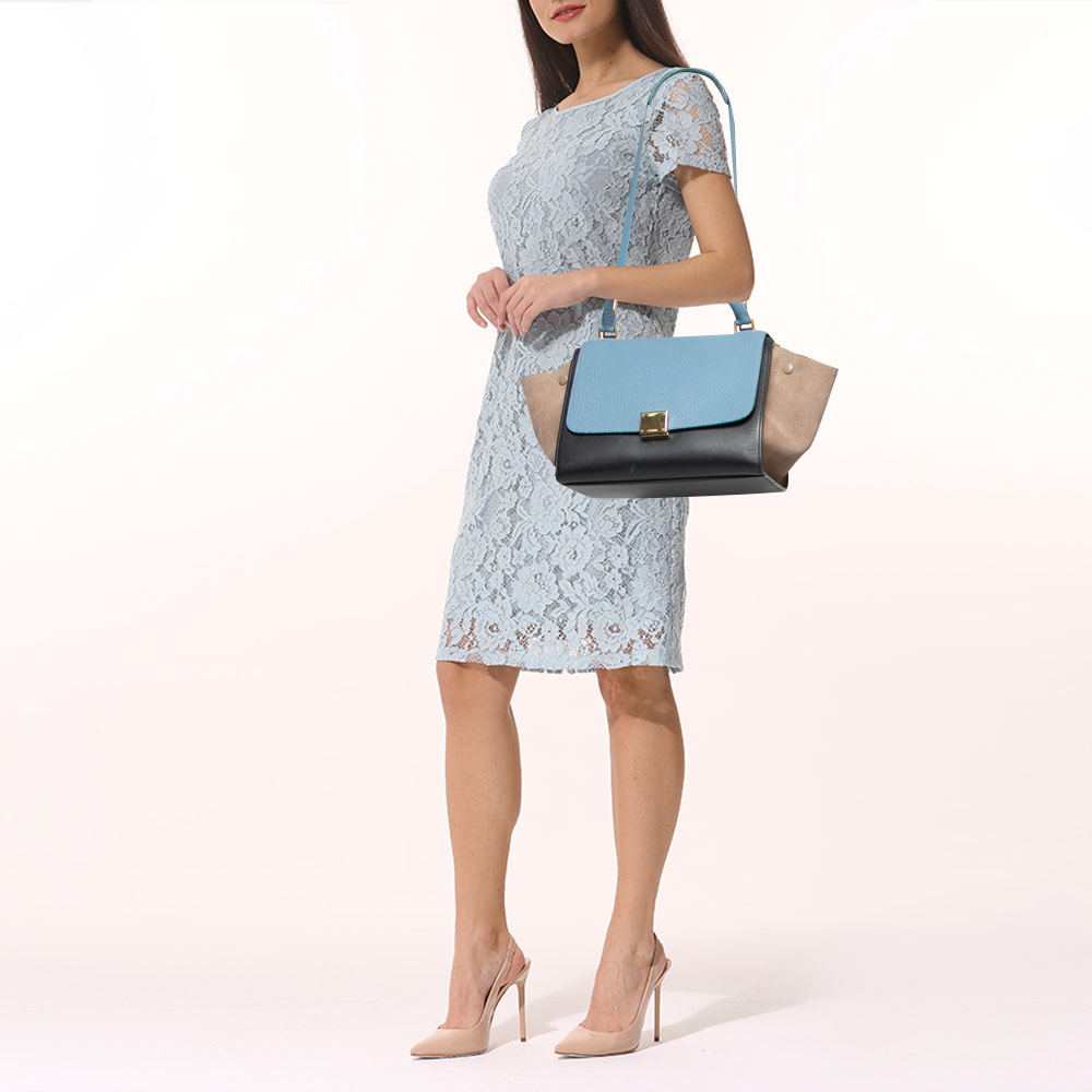 

Celine Blue Leather and Suede Small Trapeze Bag
