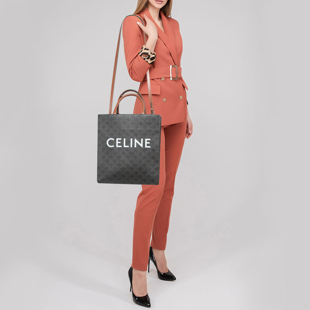 

Celine Brown Triomphe Canvas and Leather Small Vertical Cabas Tote