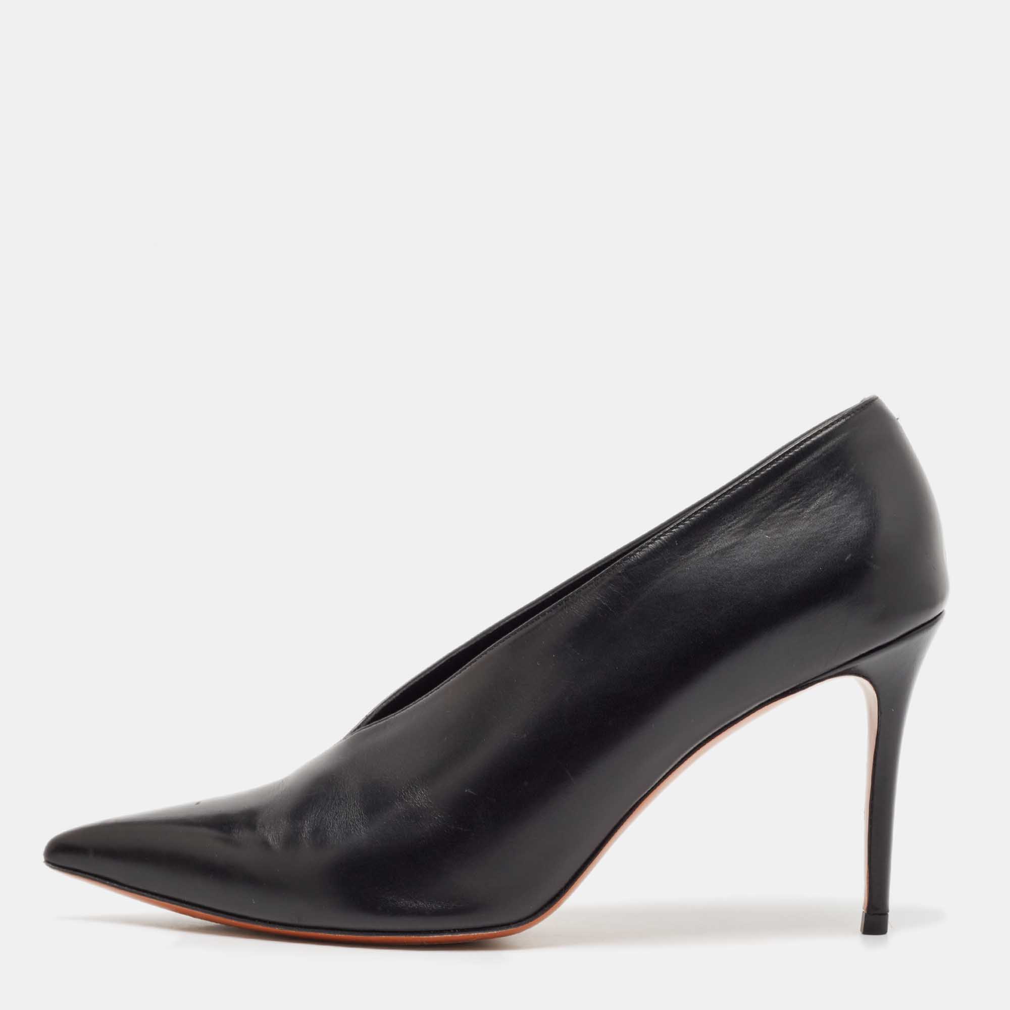 

Celine Black Leather V Neck Pumps Size