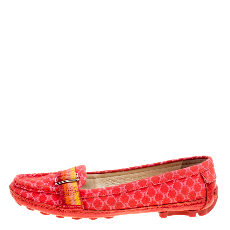 

Celine Red Jacquard Fabric Macadam Loafers Size