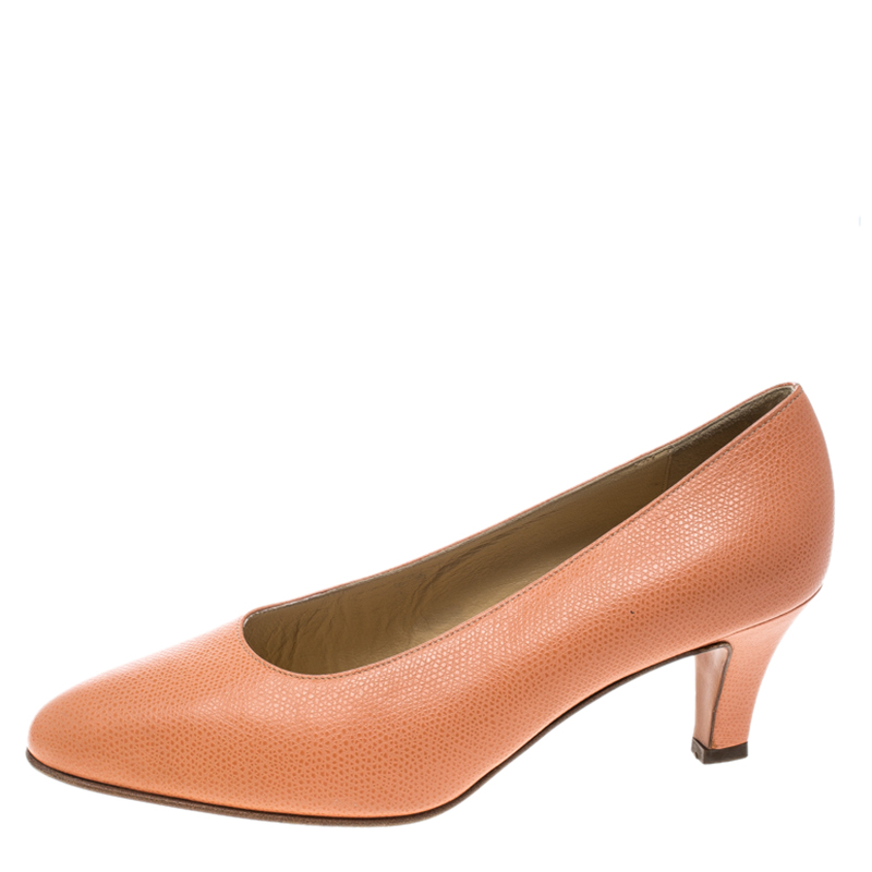 Pre-owned Celine Peach Pink Leather Pumps Size 37.5
