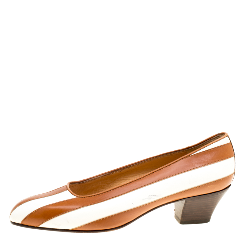 

Celine White/Beige Leather Pumps Size, Brown