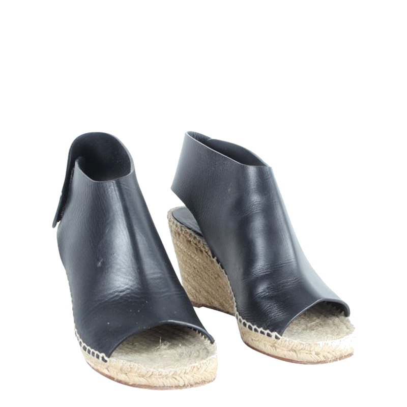 

Celine Black Leather Peep Toes Wedges Sandals Size