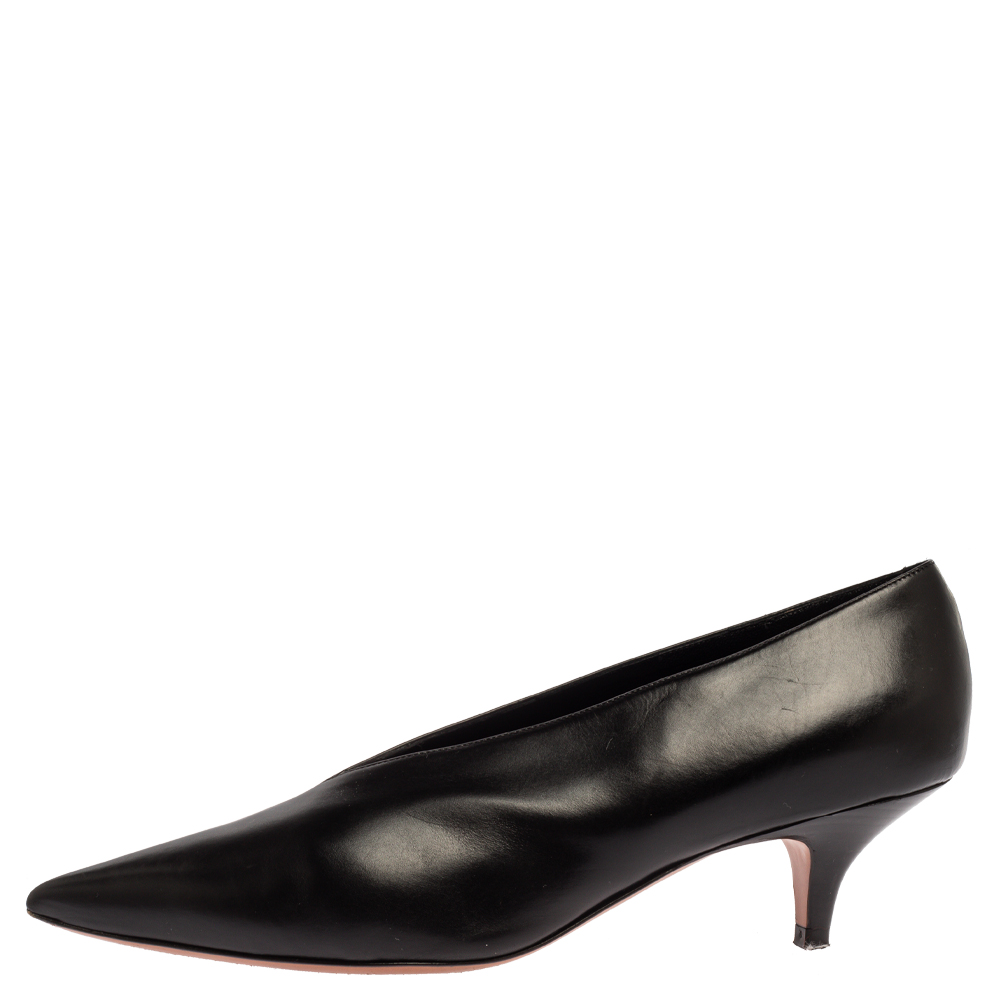 

Celine Black Leather V Neck Pumps Size
