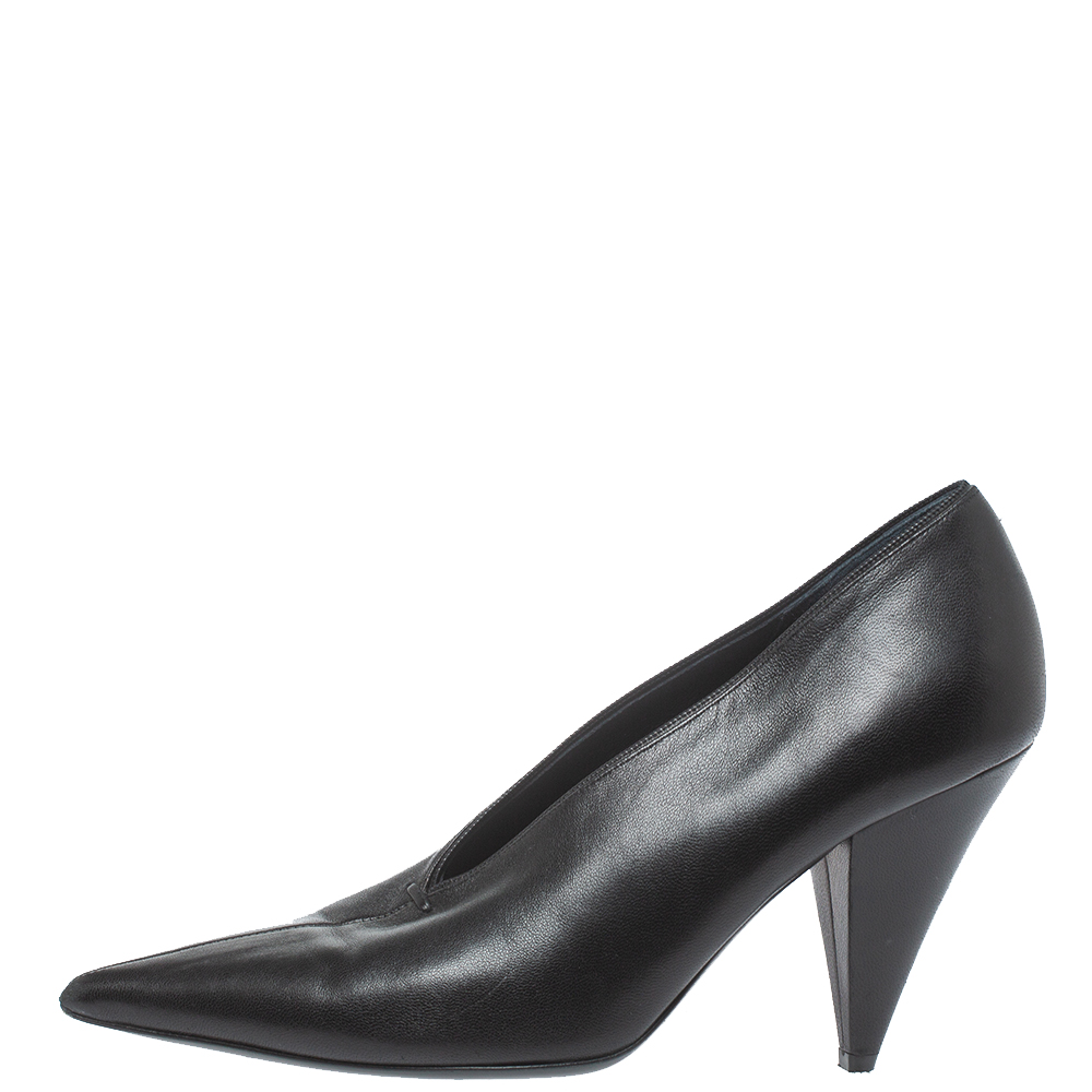 

Celine Black Leather V Cut Pointed Toe Pumps Size
