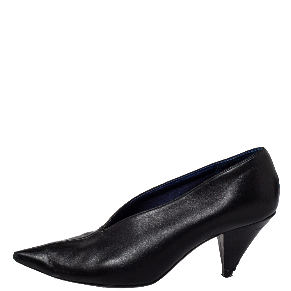 

Celine Black Leather V Neck Pointed Toe Pumps Size
