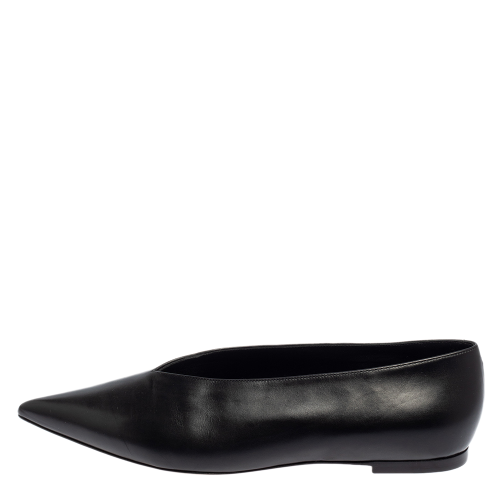 

Celine Black Leather V-Neck Ballet Flats Size