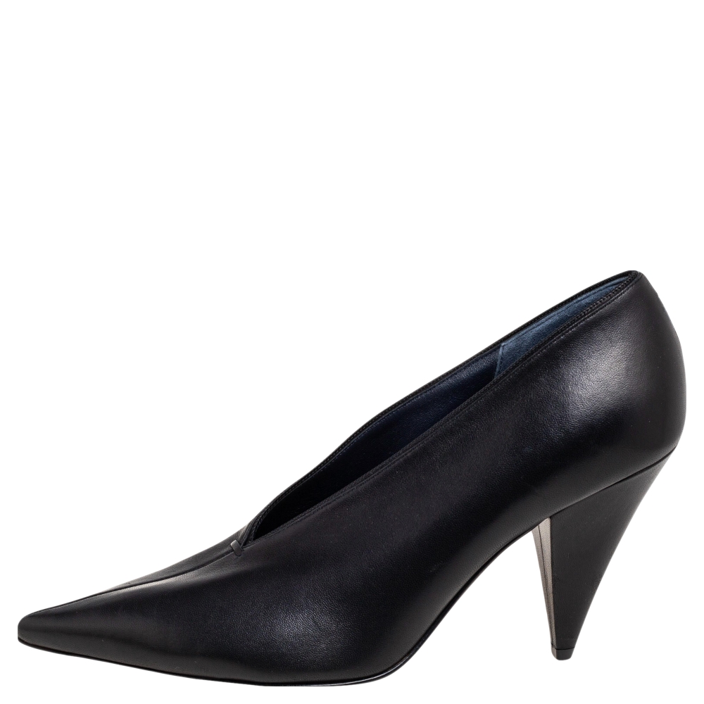 

Celine Black Leather V Neck Pointed Toe Pumps Size