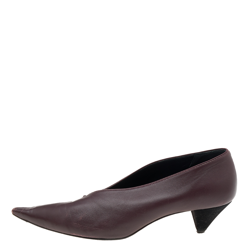 

Celine Burgundy Leather V Neck Pointed Toe Pumps Size