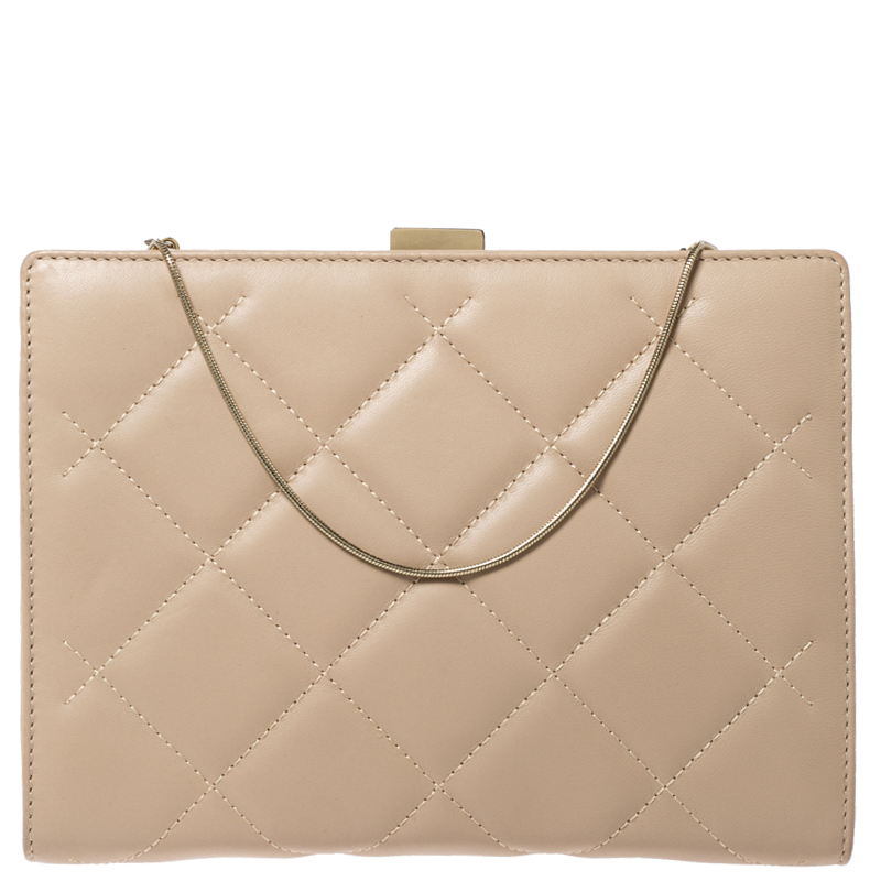 Pre Owned Carolina Herrera Beige Leather Chain Clutch