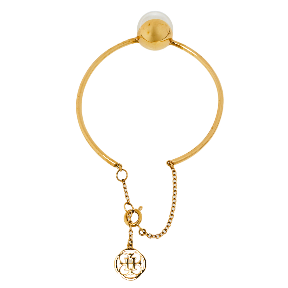 

Carolina Herrera Faux Pearl Gold Tone Bracelet