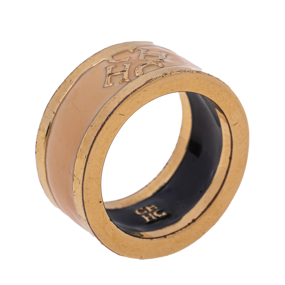 

CH Carolina Herrera Cream Enamel Gold Tone Band Ring Size