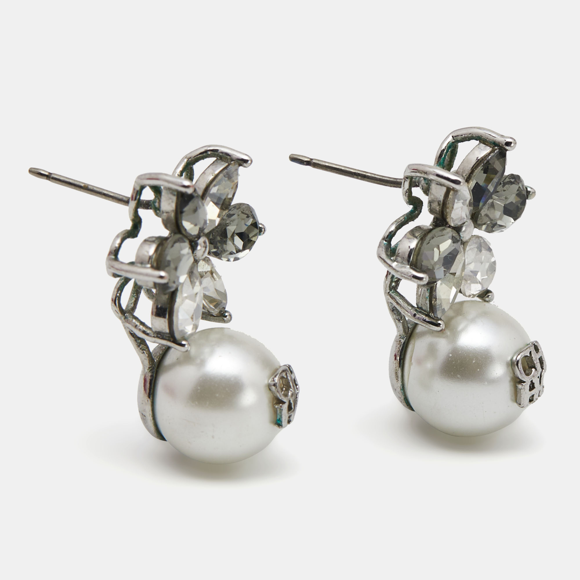 

Carolina Herrera Grey Crystal Jasmine Faux Pearl Drop Earrings