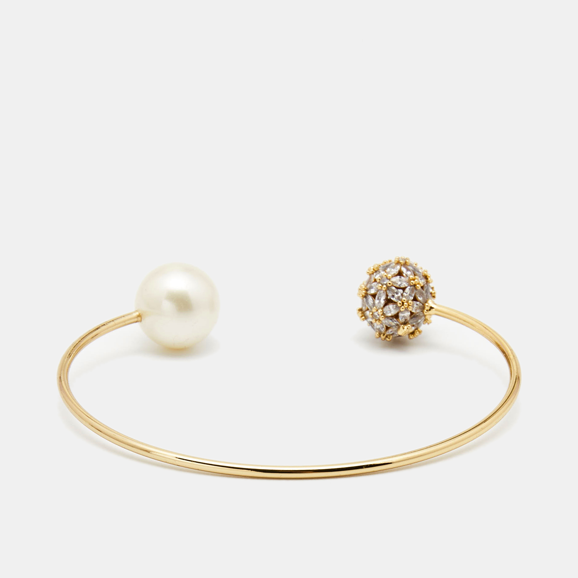 

CH Carolina Herrera CH Crystals Faux Pearl Gold Tone Bracelet