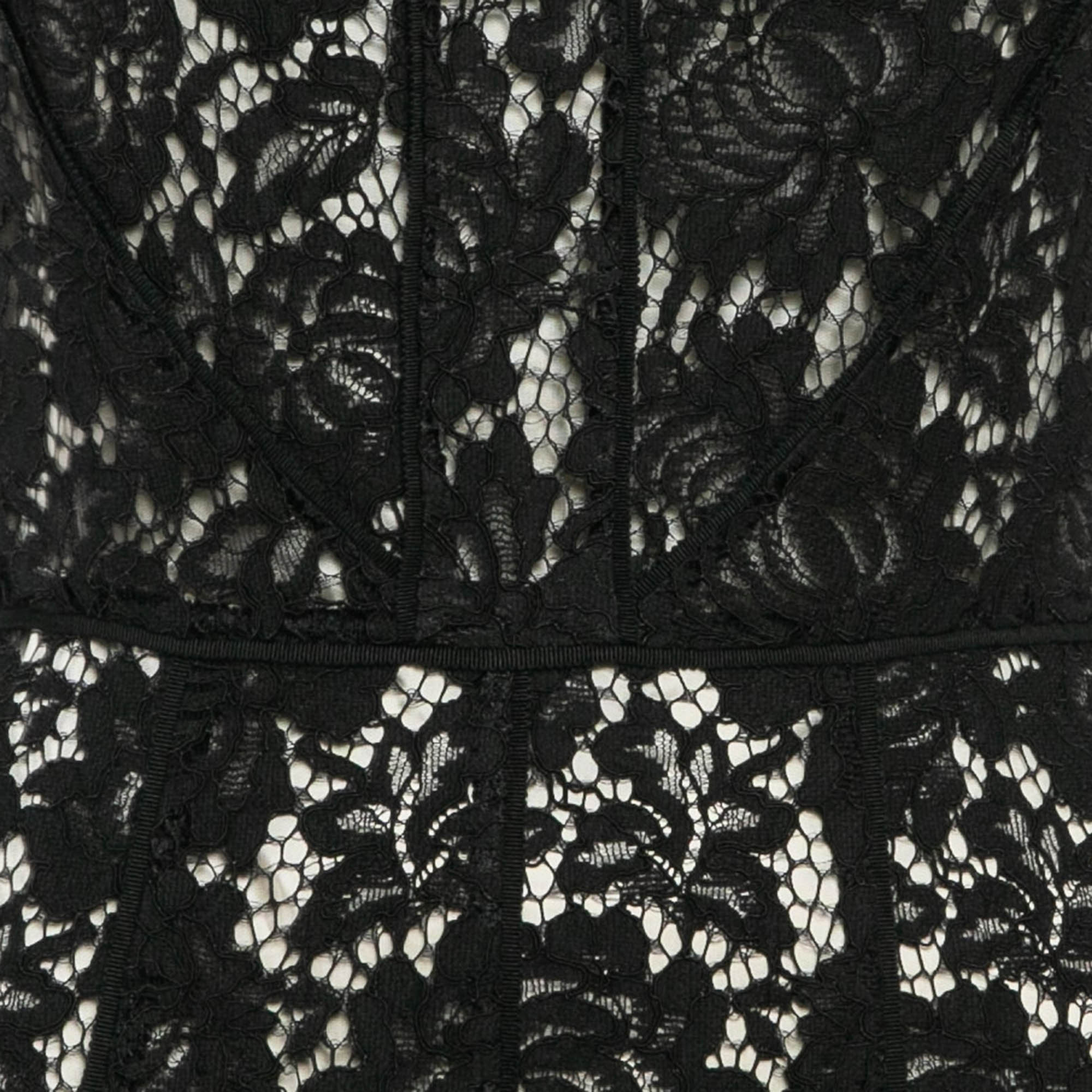 CH Carolina Herrera Black Lace Sleeveless Gown S 