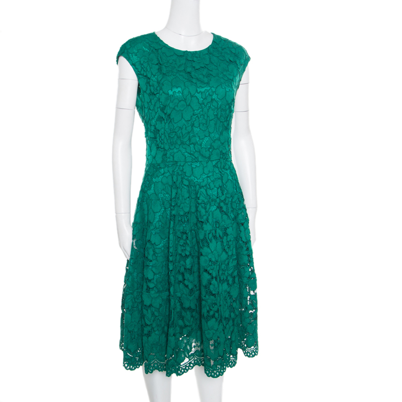 

Carolina Herrera Green Lace Paneled Sleeveless Sheath Dress
