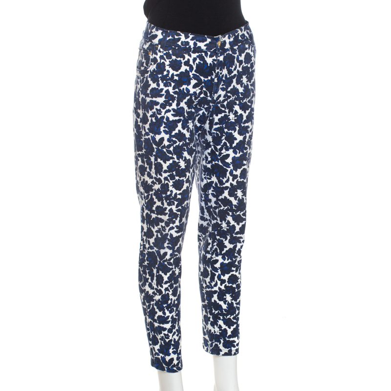 

CH Carolina Herrera Bicolor Floral Printed Cotton Twill Pants, Blue