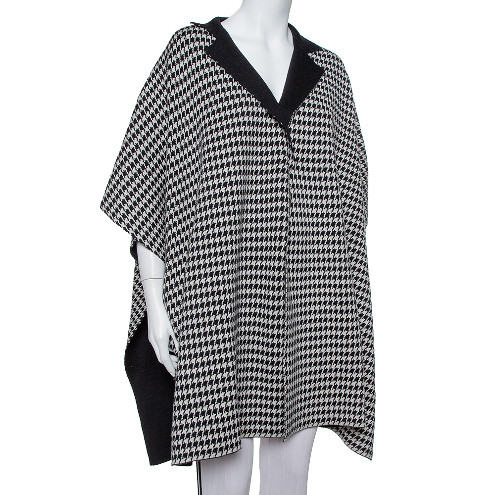 

CH Carolina Herrera Monochrome Wool & Silk Houndstooth Cape Jacket, Black