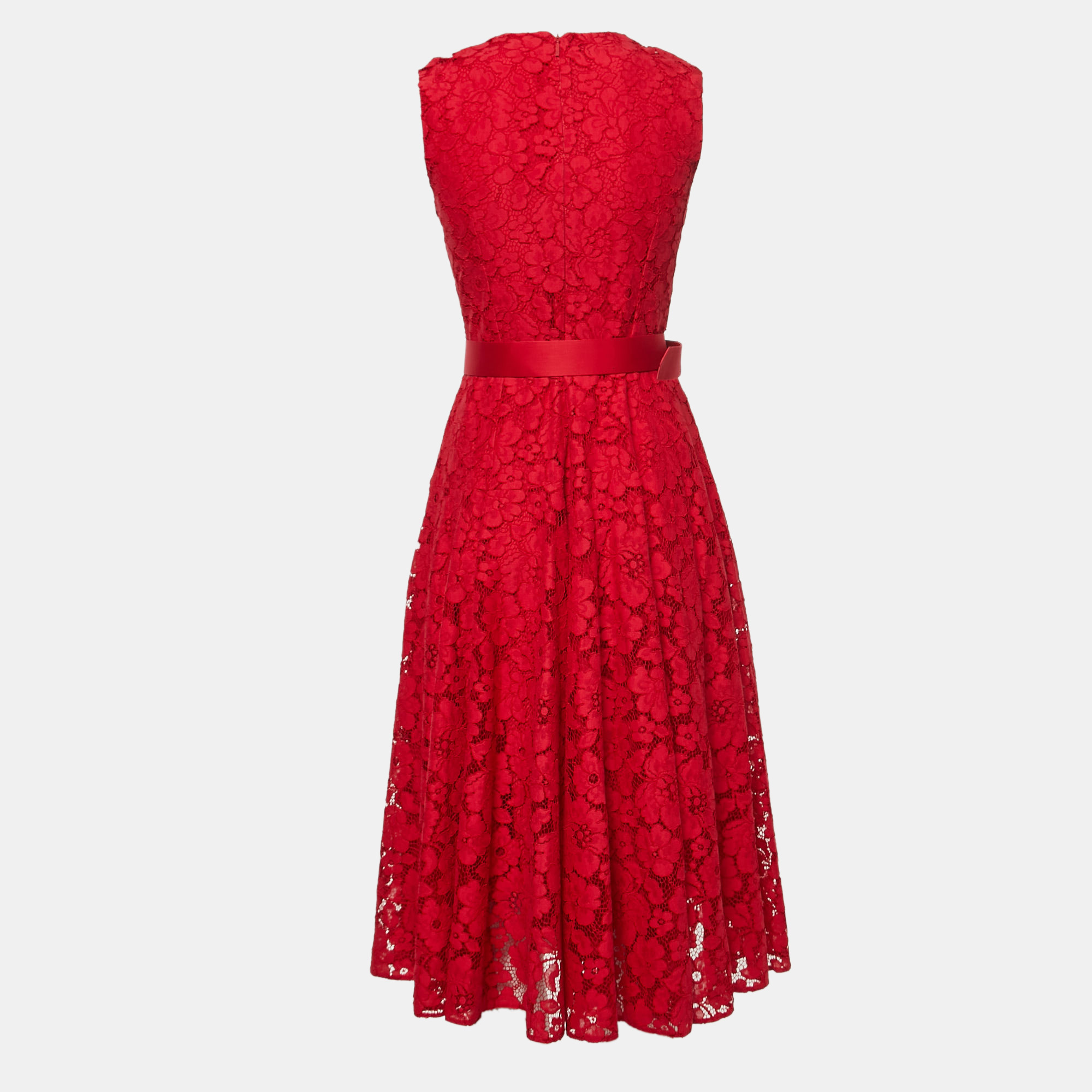 

CH Carolina Herrera Red Floral Lace Sleeveless Belted Midi Dress