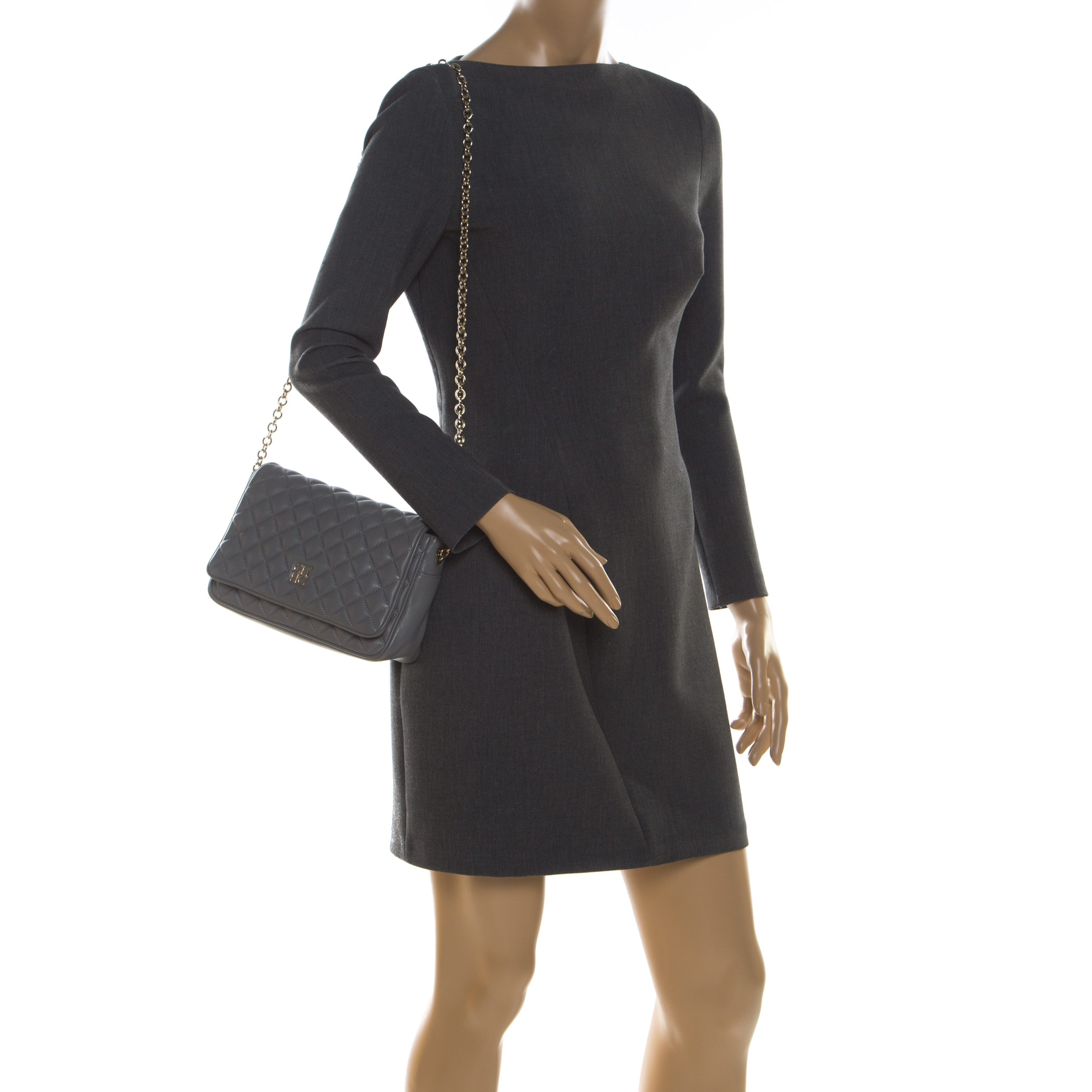 

Carolina Herrera Grey Quilted Leather Flap Shoulder Bag