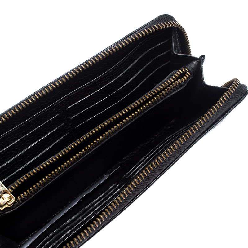 

Carolina Herrera Black Leather Zip Around Wallet