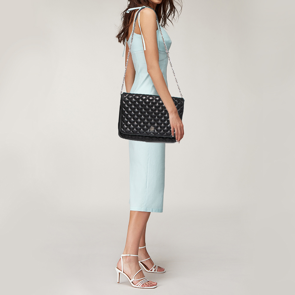 

CH Carolina Herrera Black Quilted Leather Flap Chain Shoulder Bag