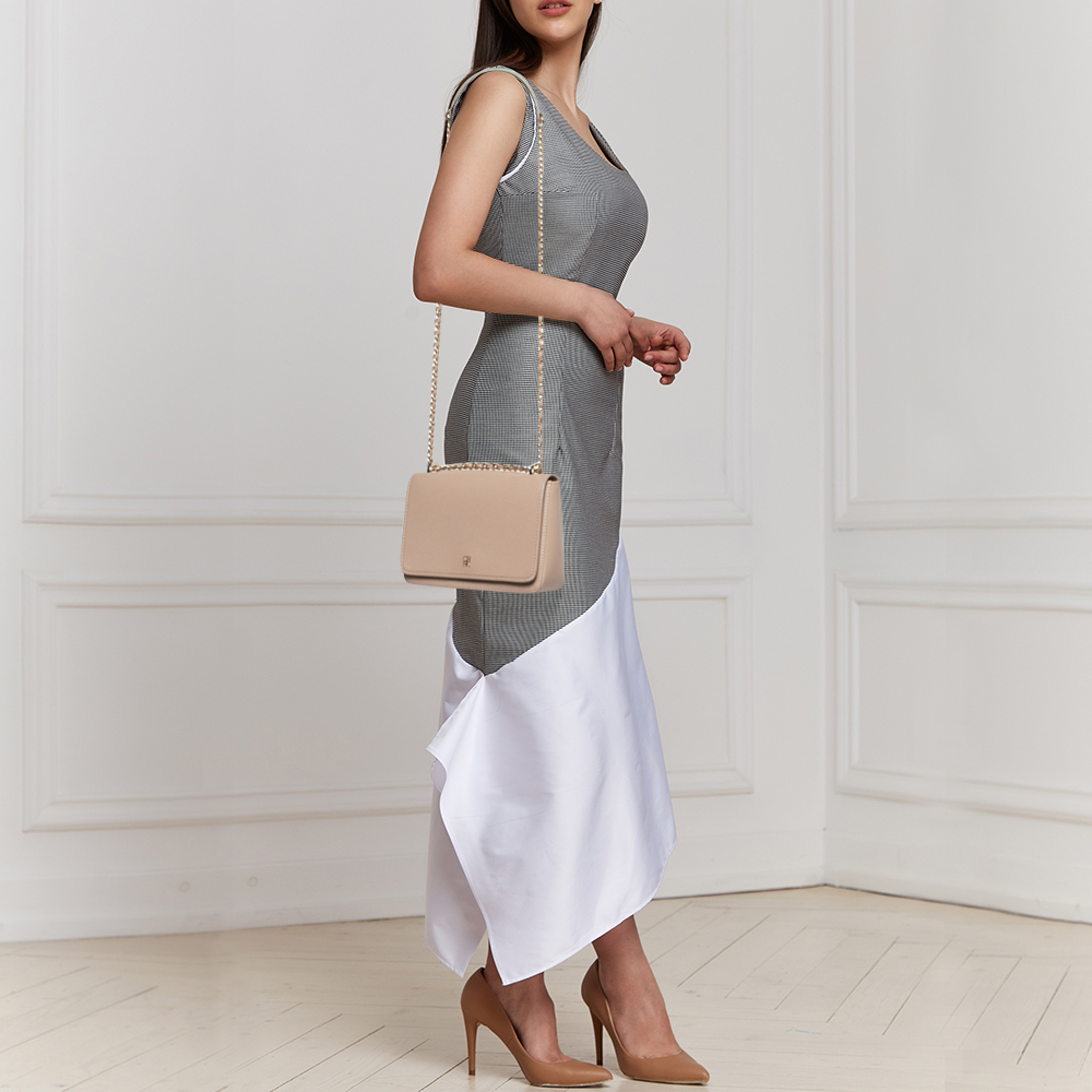 

CH Carolina Herrera Beige Leather Flap Shoulder Bag