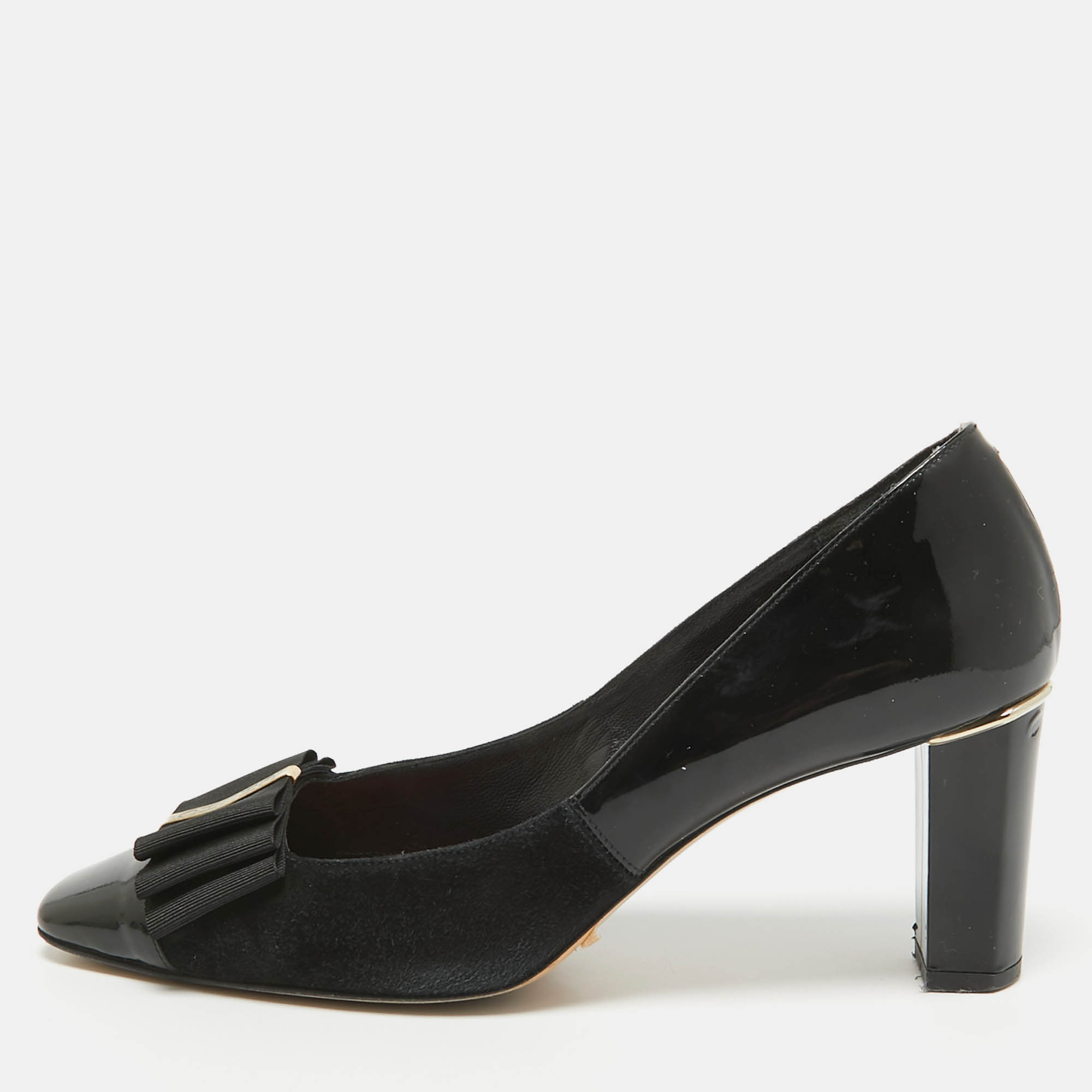 

CH Carolina Herrera Black Patent Leather and Suede Bow Pumps Size