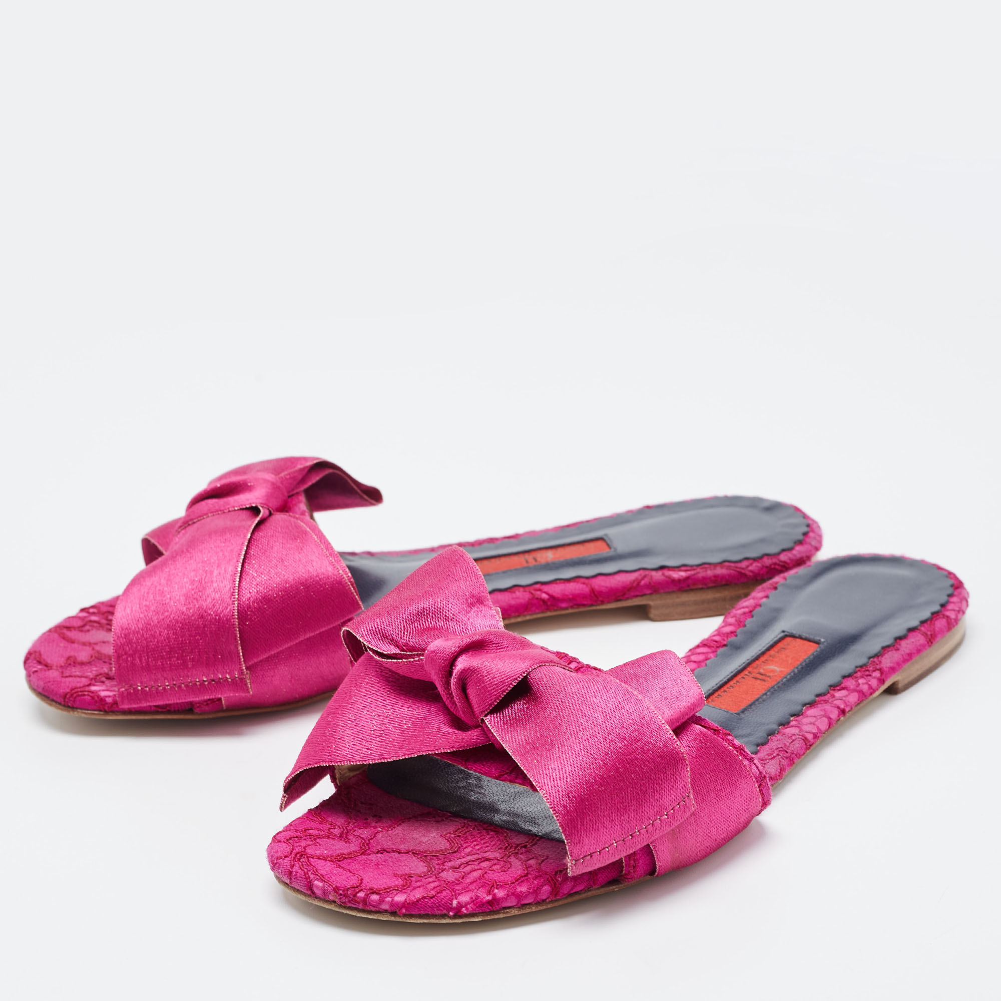 

CH Carolina Herrera Purple Fabric Bow Flat Slides Size