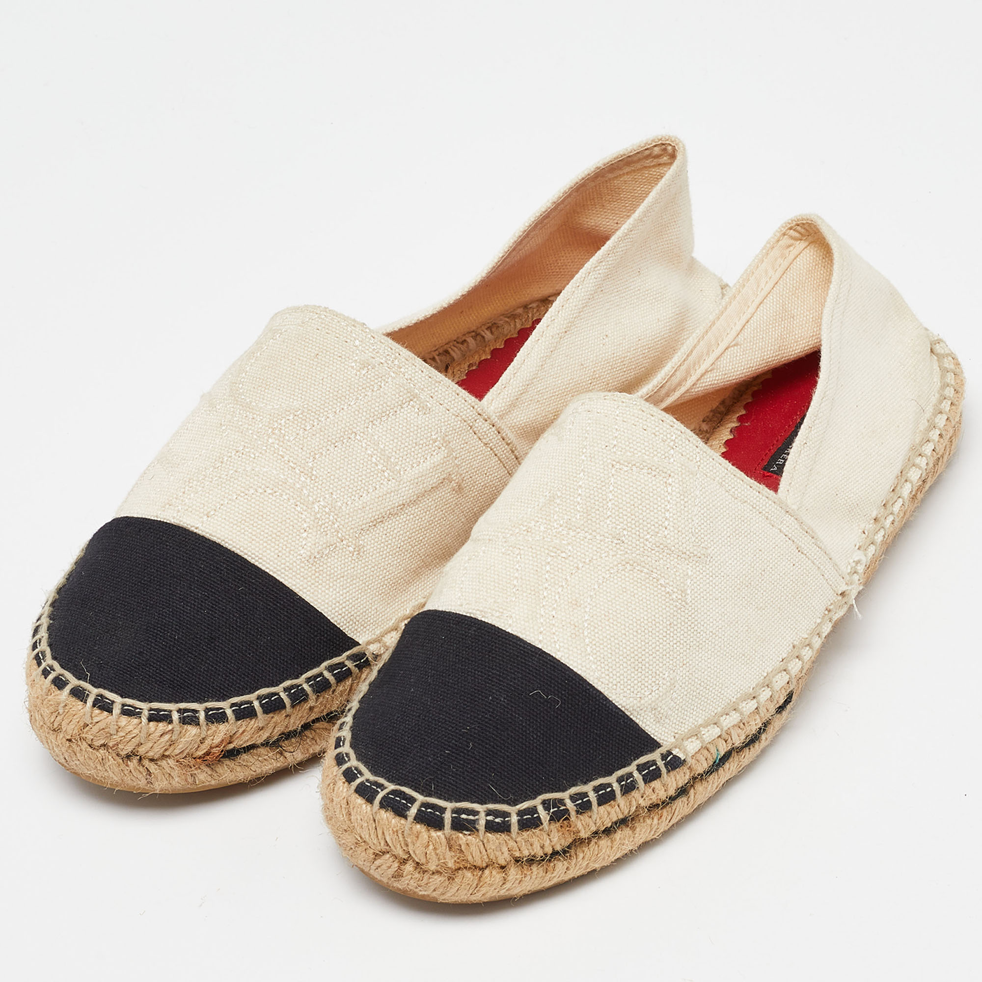 CH Carolina Herrera Off White/Black Canvas Cap Toe Flat Espadrilles Size 38 