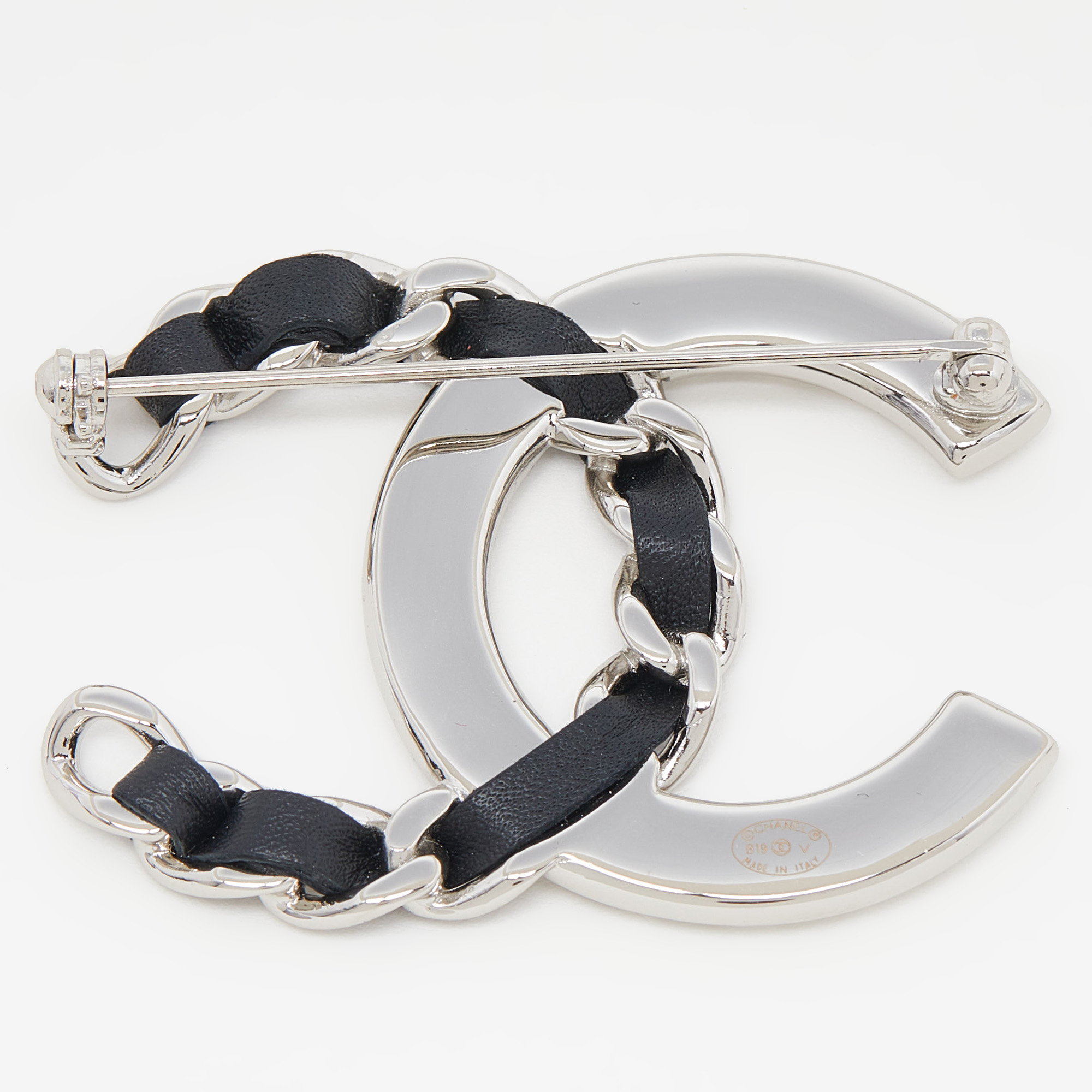 

Chanel CC Crystal Leather Silver Tone Brooch