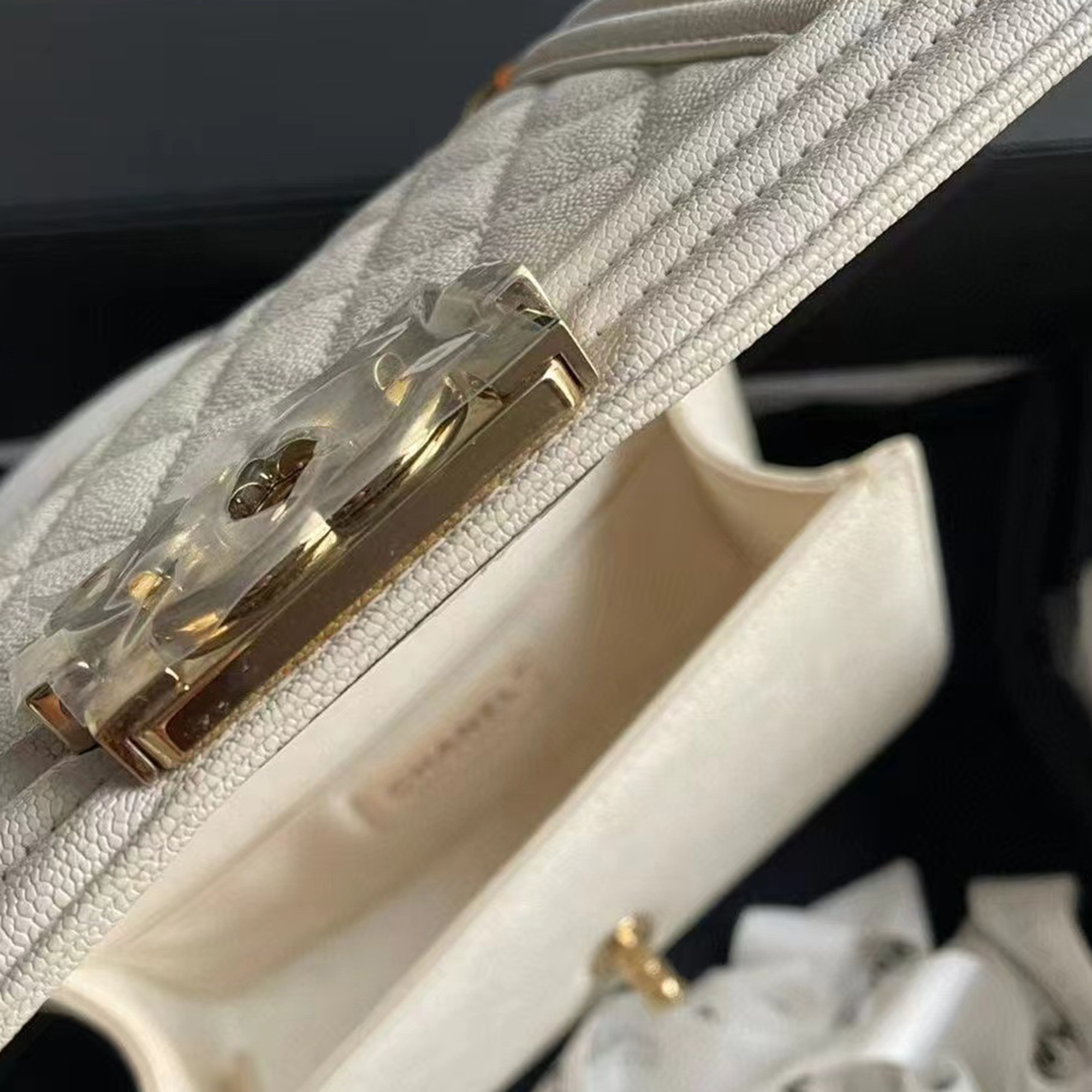 Chanel white Caviar Leather leboy Small bag 
