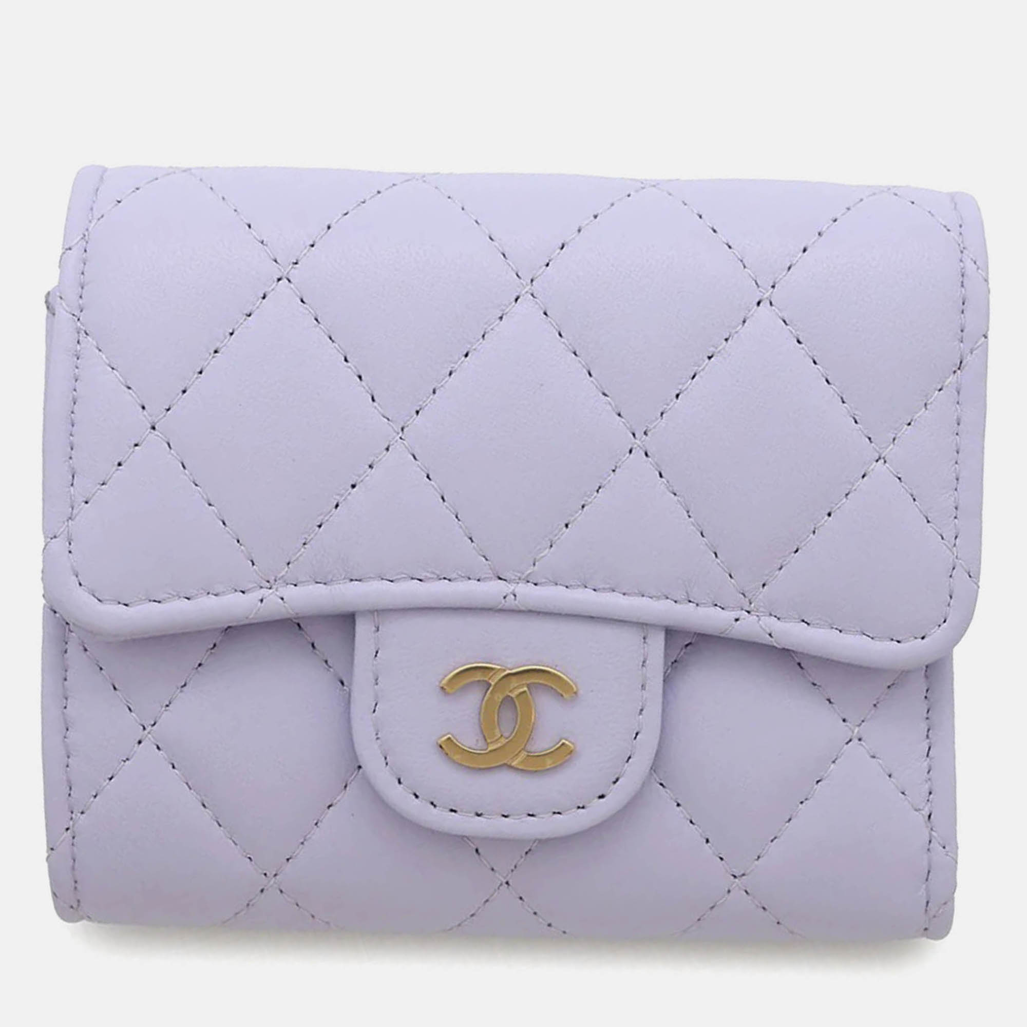 

Chanel Matelasse Classic Small Wallet Light Purple Lambskin