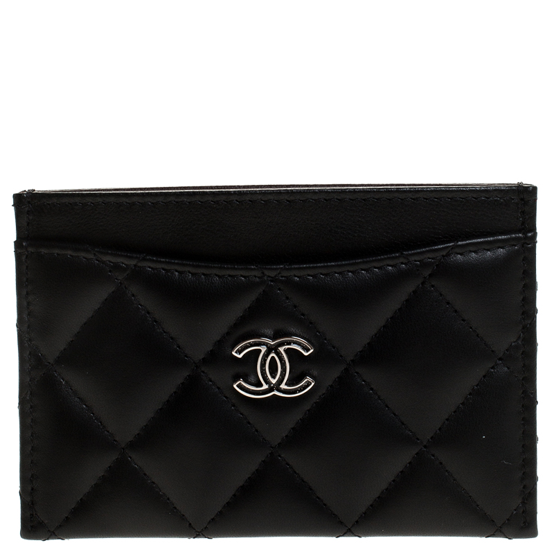 مملوكة مسبقًا Chanel Black Quilted Leather Classic Card Holder