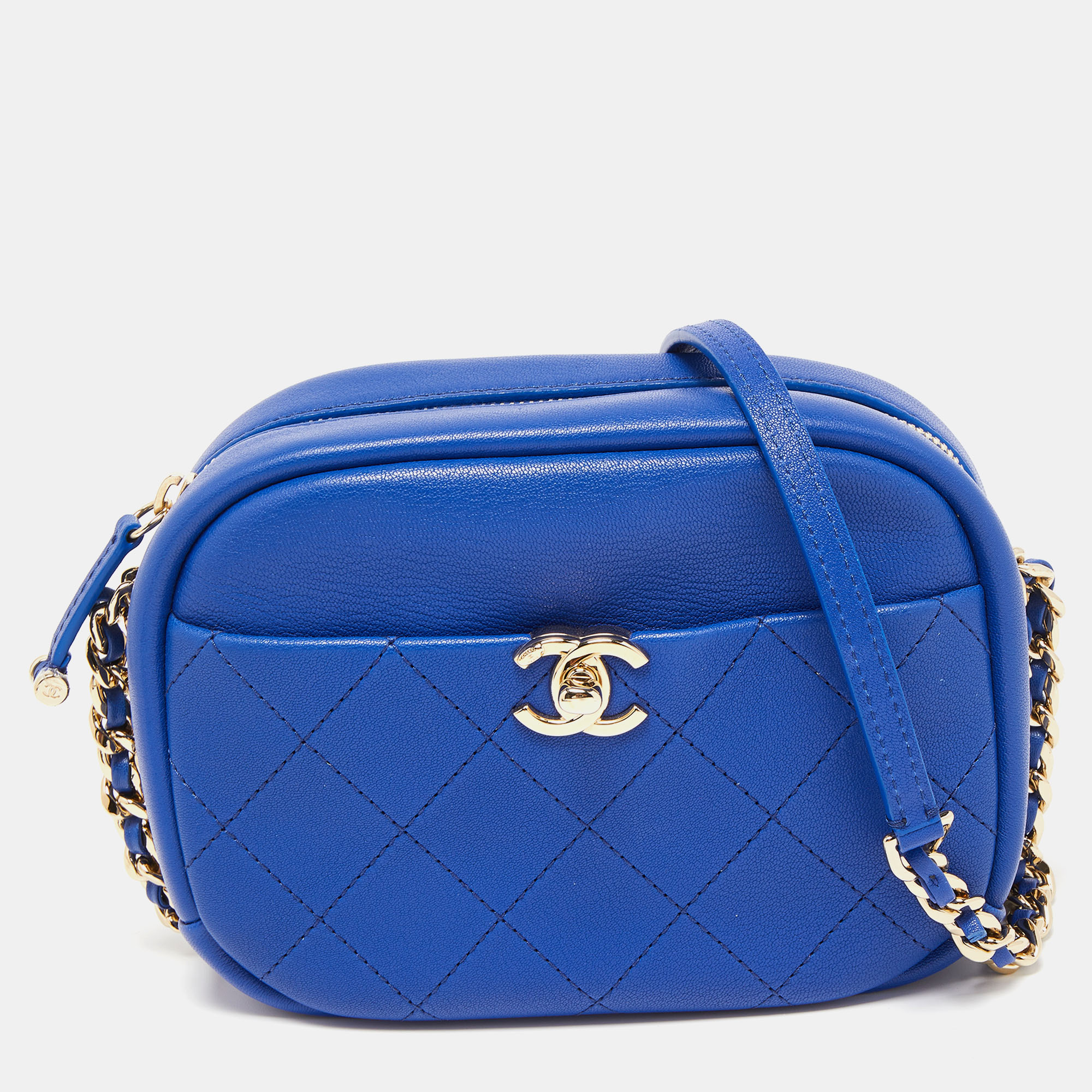 Pre-owned Chanel Blue Quilted Leather Small Casual Trip Camera Crossbody Bag