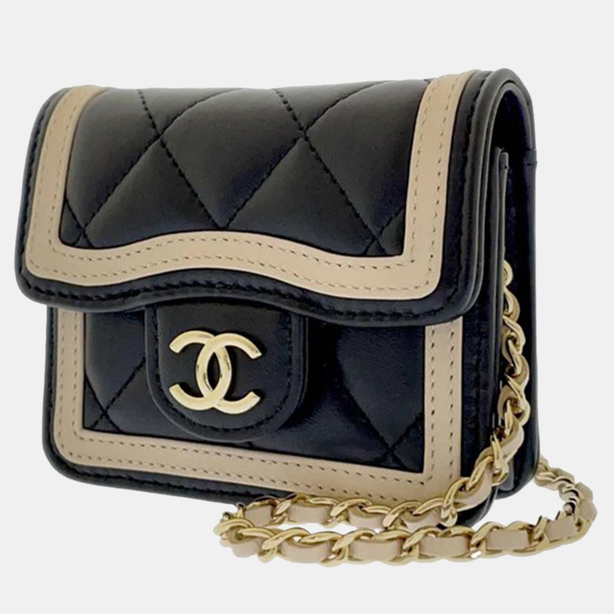 

CHANEL Black/Beige Quilted Lambskin Leather Clutch with Chain