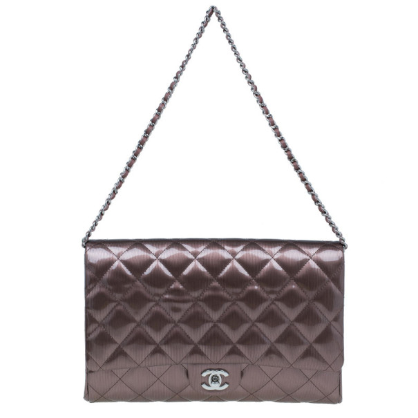 Pre Owned حقيبة كلتش شانيل جلد برنزي لامع بسلسلة