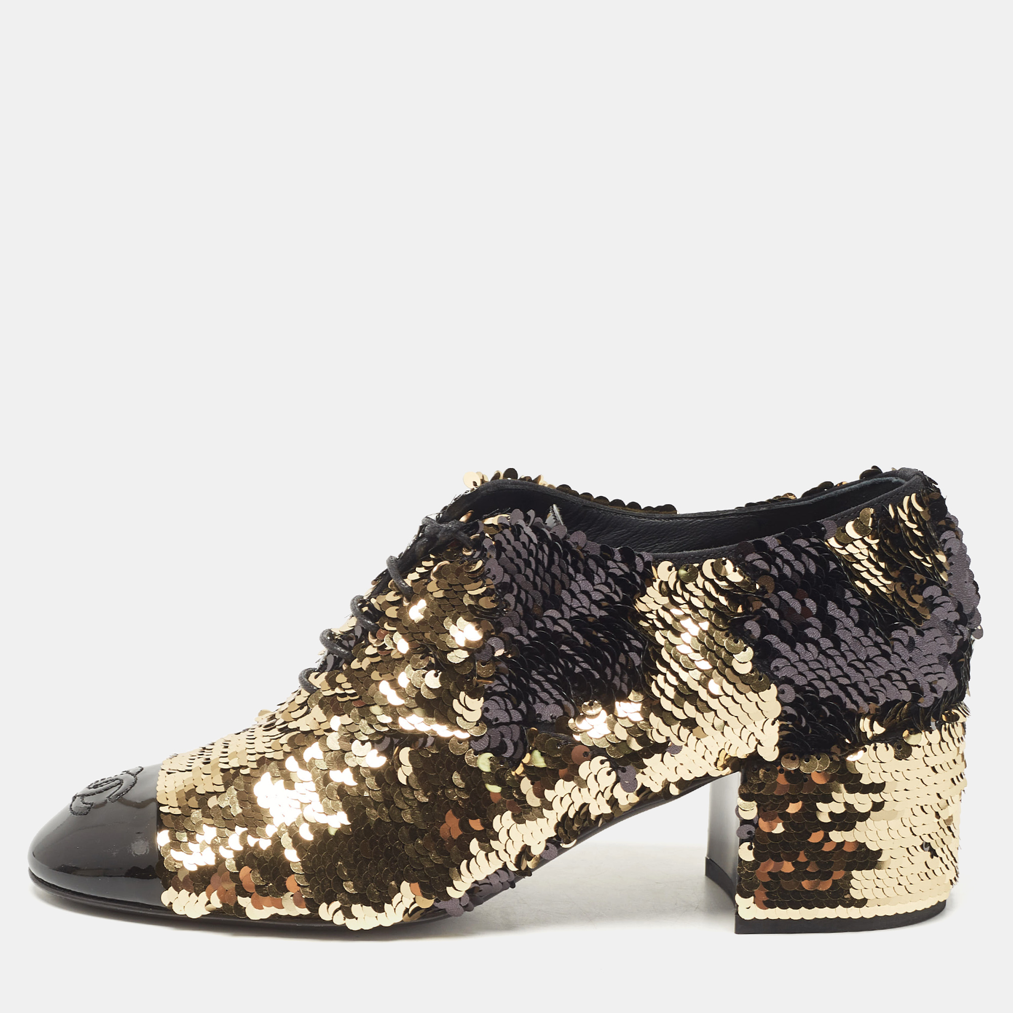 

Chanel Gold/Black Sequins and Patent Leather CC Cap Toe Oxfords Size