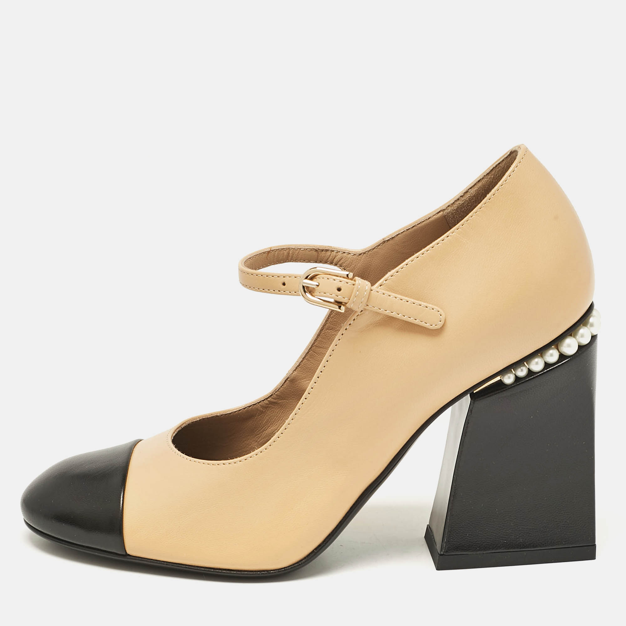 

Chanel Beige/Black Leather Cap Toe Mary Jane Pumps Size