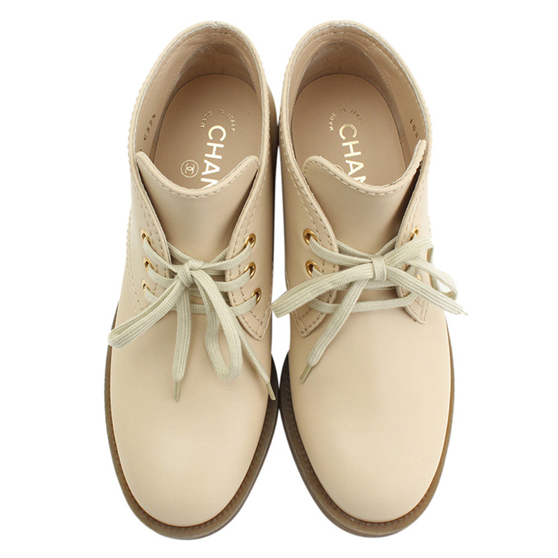 

Chanel Beige Leather Lace Up Ankle Boots Size