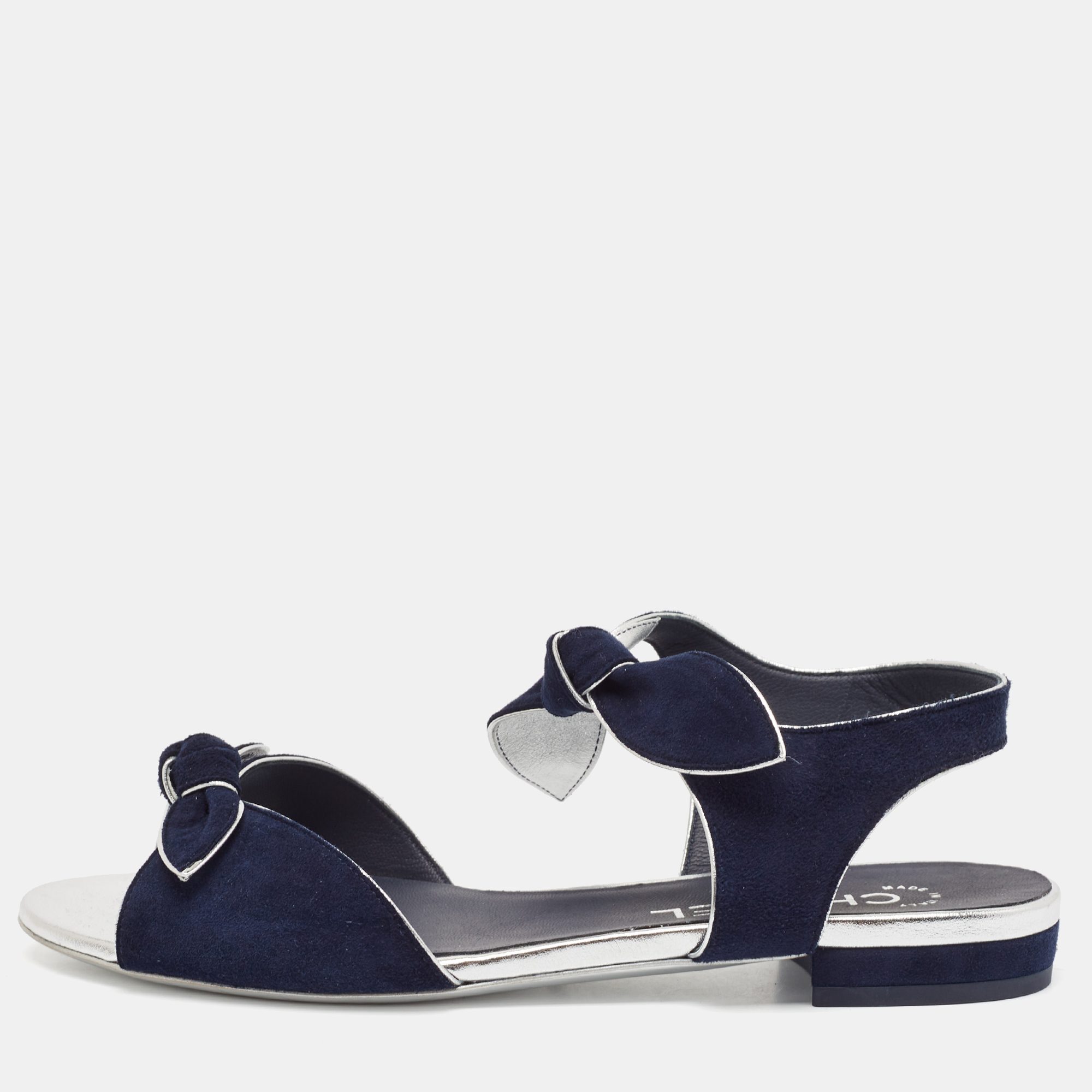 

Chanel Navy Blue/Silver Suede Flat Sandals Size