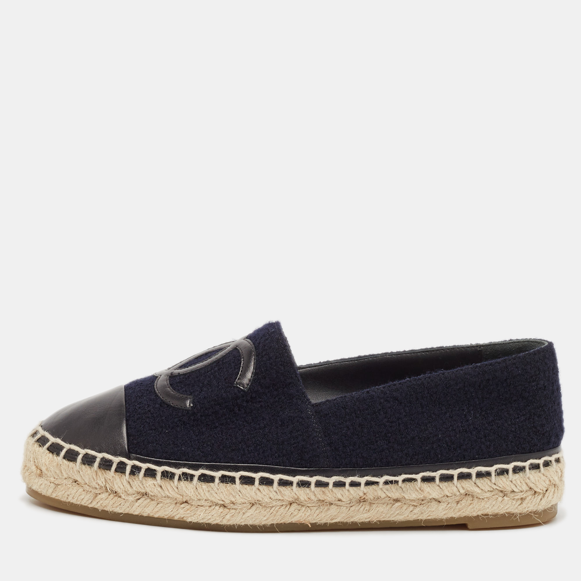 

Chanel Navy Blue/Black Leather and Tweed CC Espadrille Flats Size