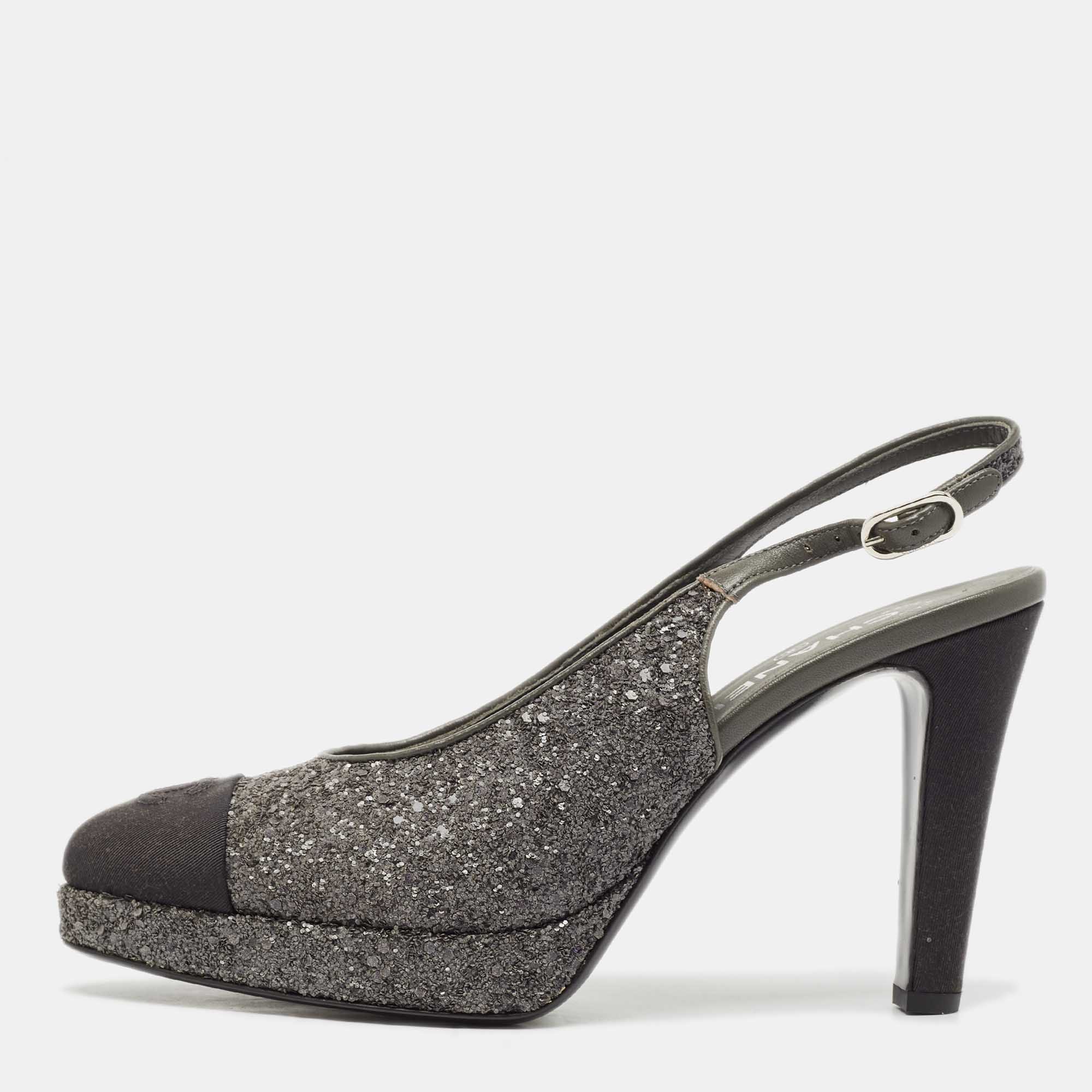 

Chanel Grey Glitter CC Cap Toe Slingback Platform Sandals Size