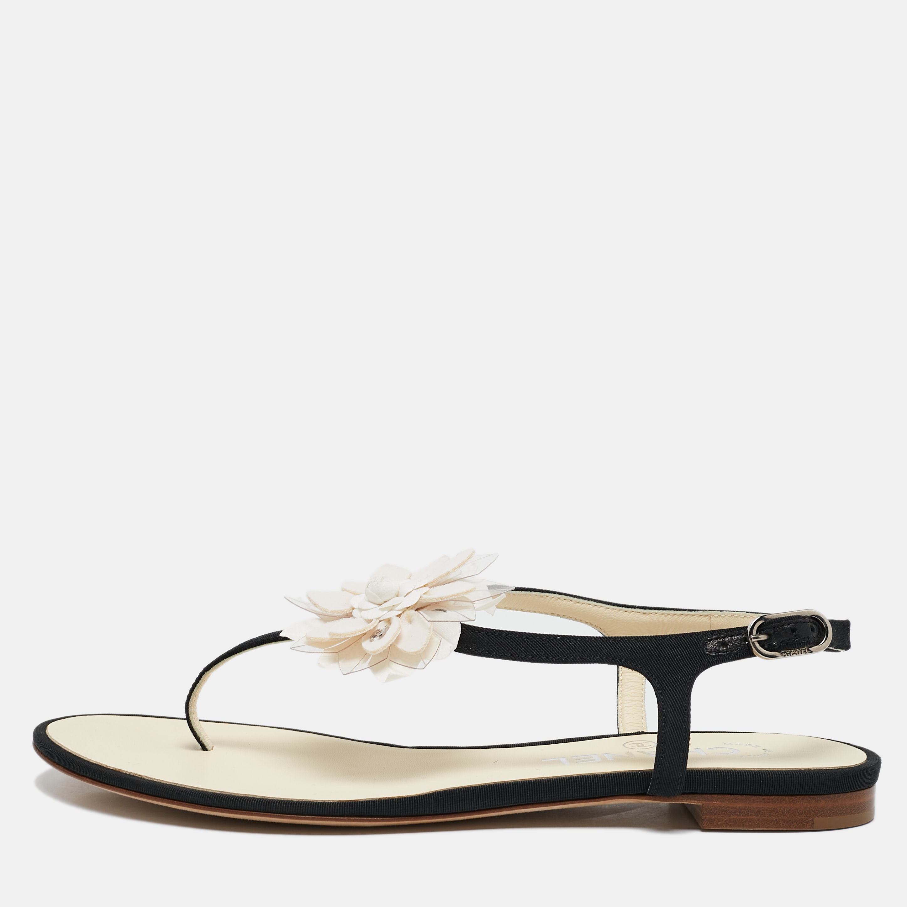 

Chanel Black/White Canvas and Leather CC Camellia Flat Thong Sandals Size