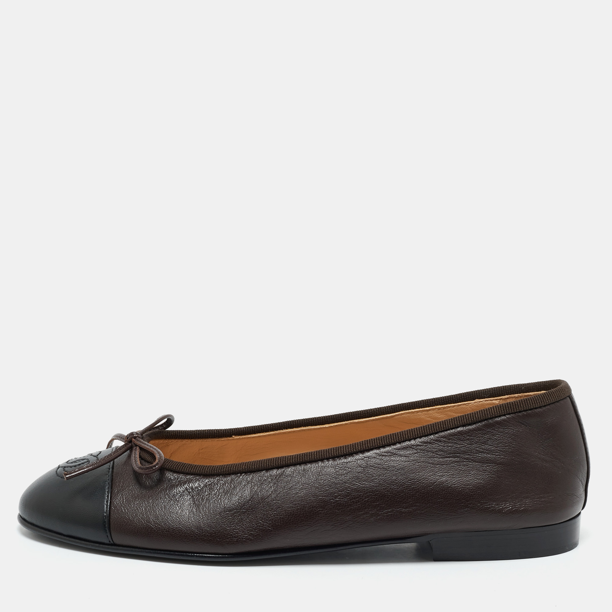 

Chanel Black/Brown Leather CC Cap Toe Bow Ballet Flats Size