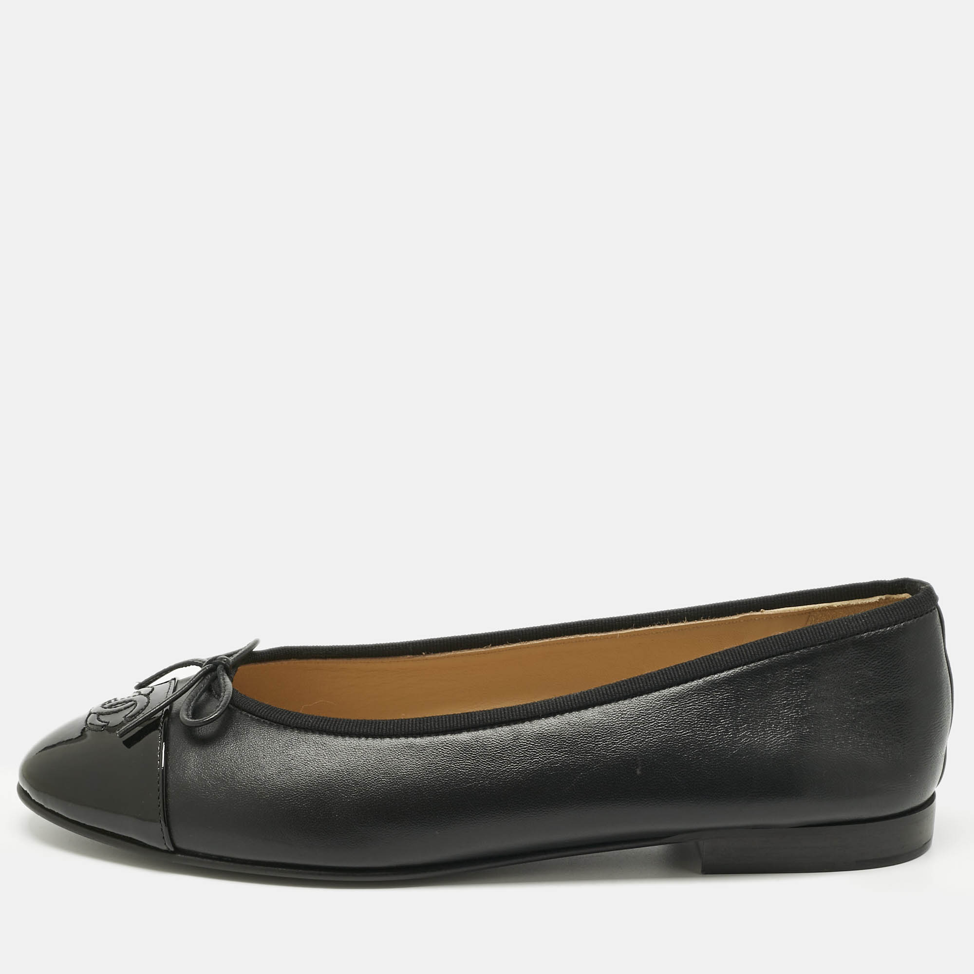 

Chanel Black Leather CC Cap Toe Bow Ballet Flats Size, Brown
