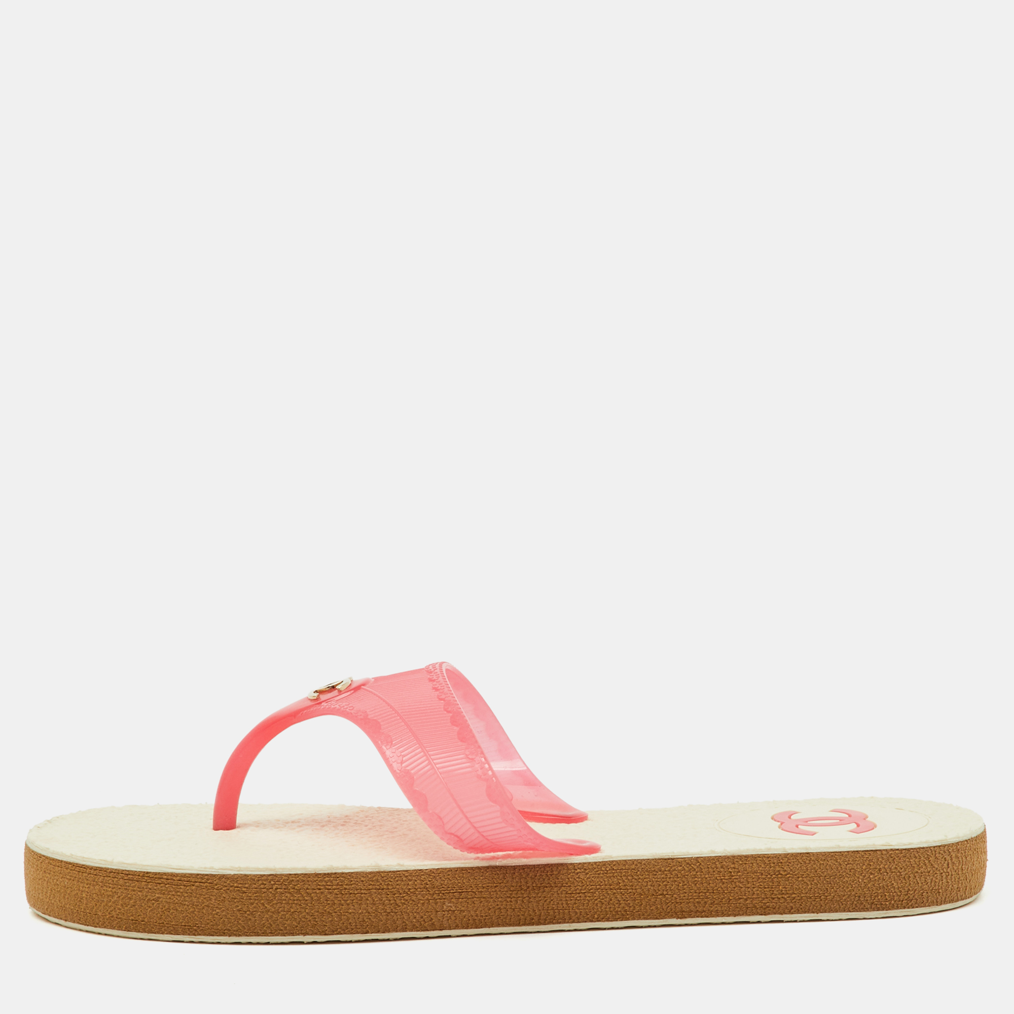 

Chanel Pink Rubber CC Thong Flat Sandals Size