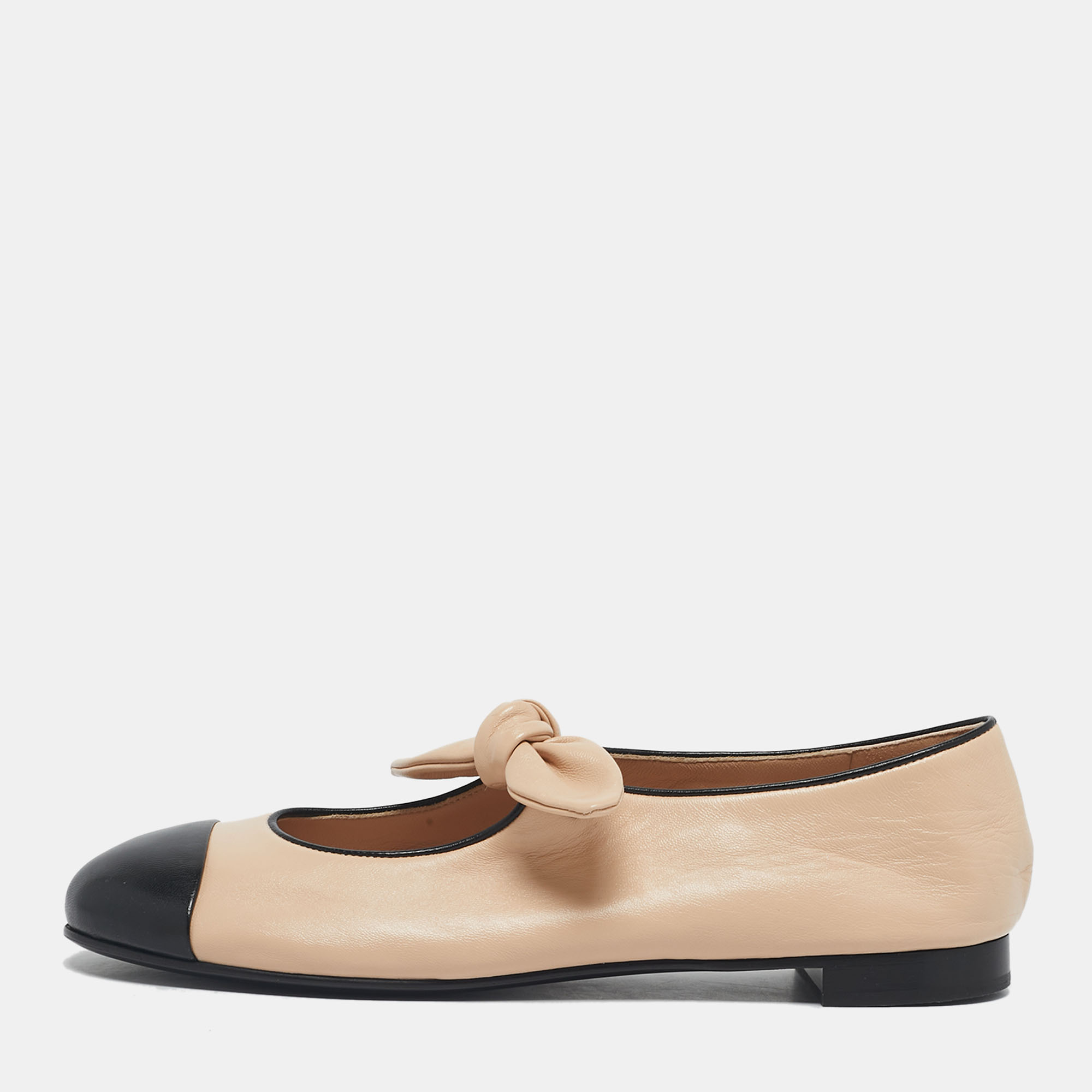 

Chanel Beige/Black Leather CC Cap Toe Mary Jane Ballet Flats Size