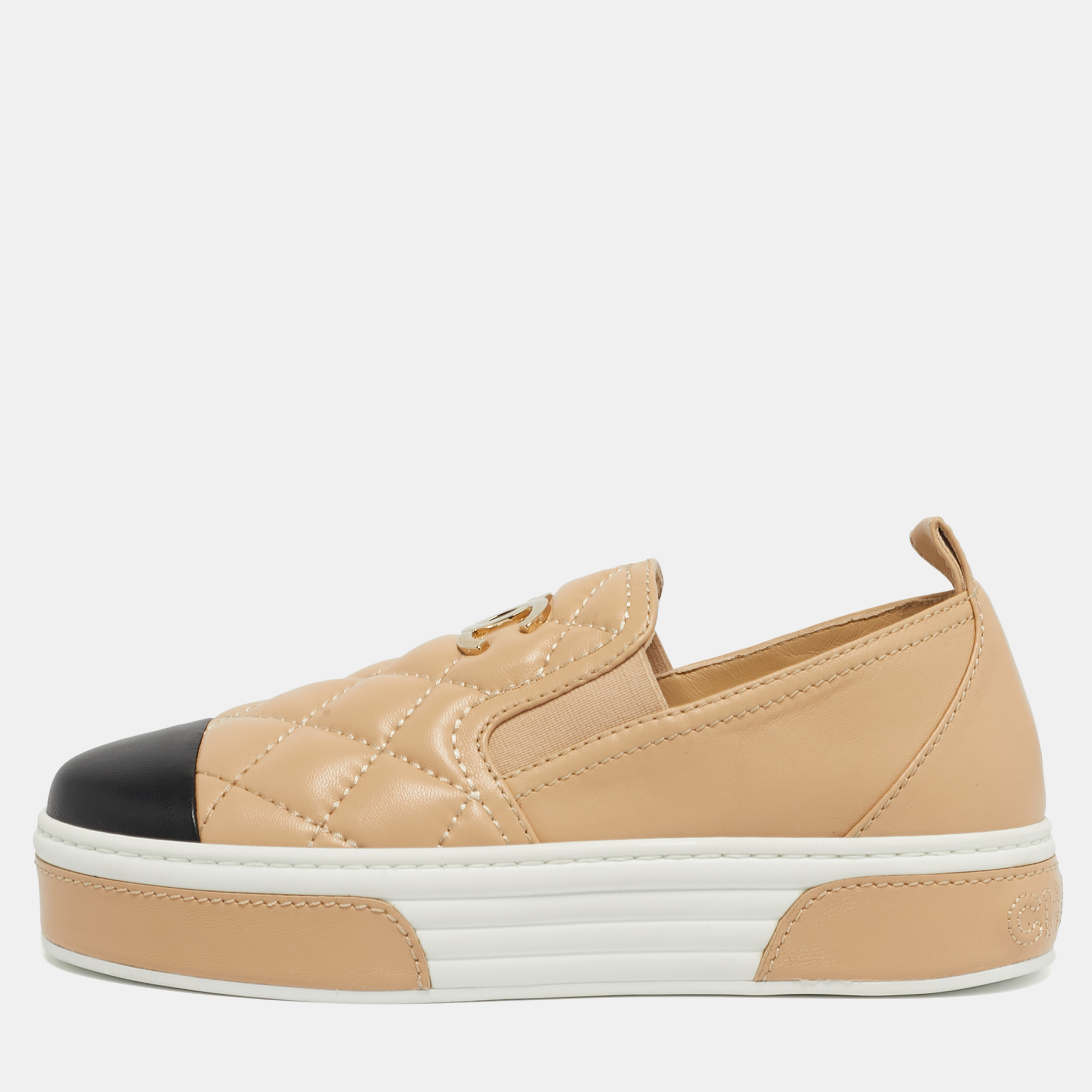 

Chanel CC Size  Beige/Black Leather Slip On Sneakers